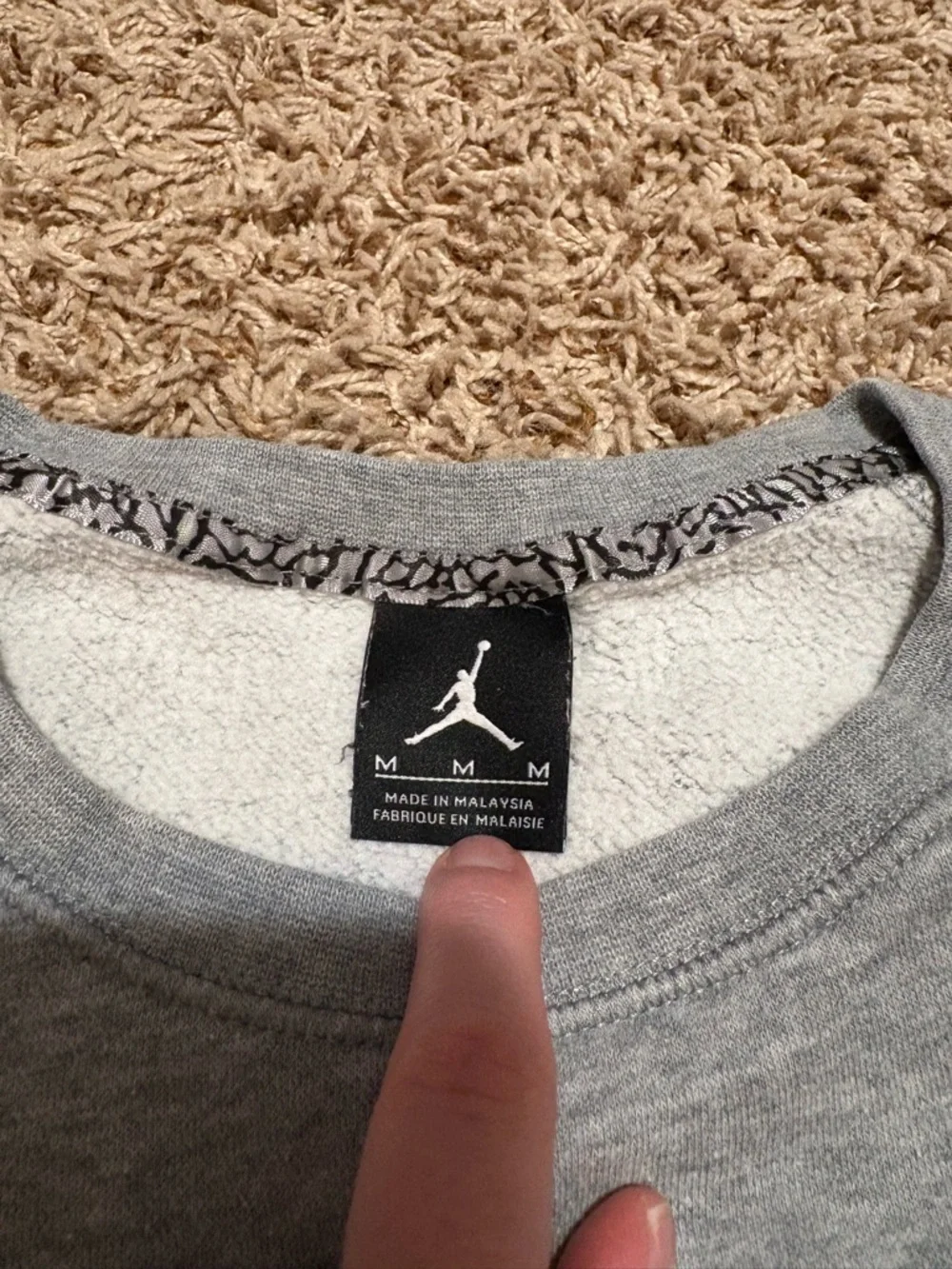 Jordan Light Gray Crewneck Sweatshirt Mens size Medium